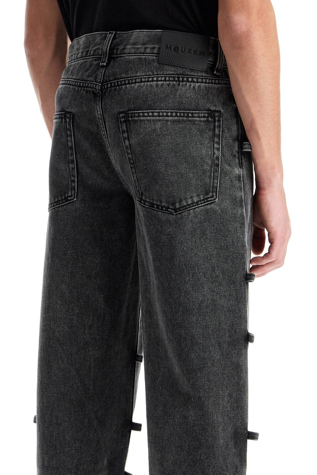 Alexander Mcqueen Jeans 50 Alexander Mcqueen baggy jeans with knotted detail Alexander Mcqueen baggy jeans with knotted detail Brand